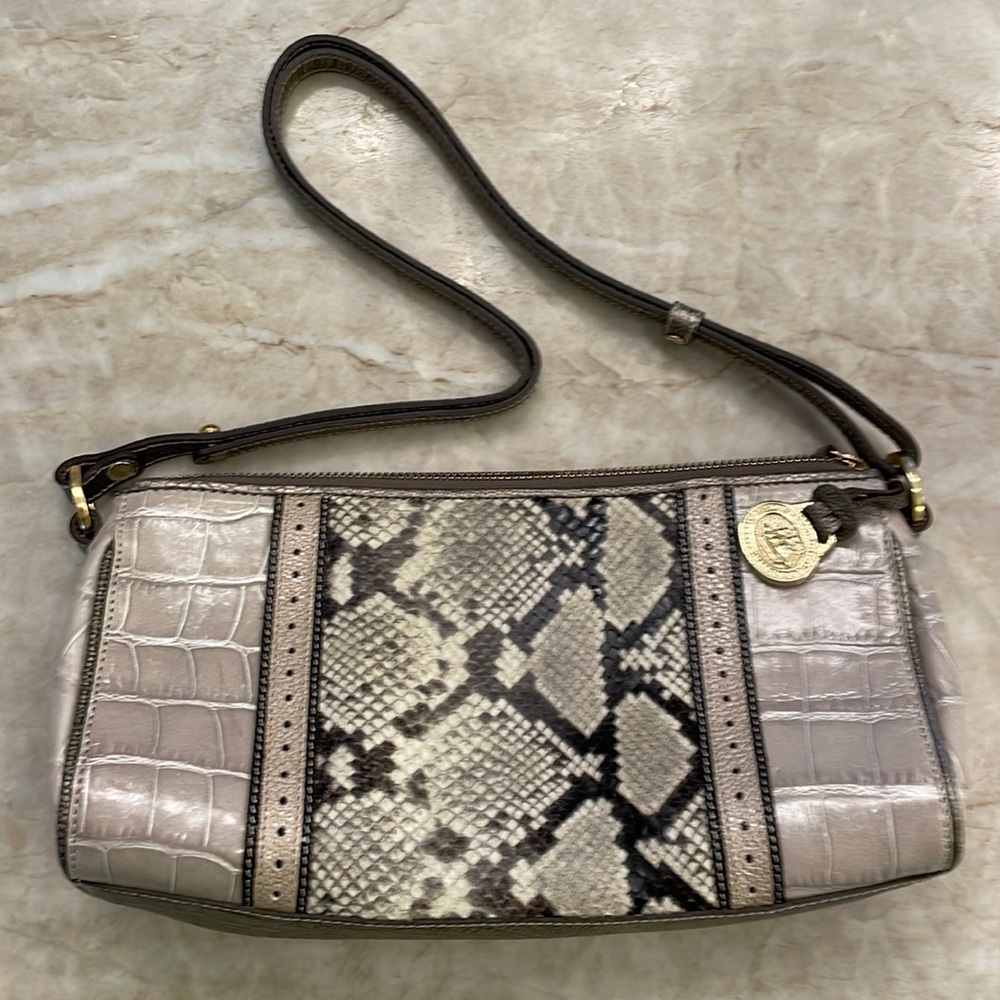 Perfect little bag ! Brahmin snake and croc print bag.